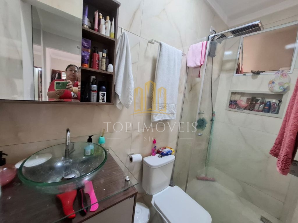Casa Sobrado à Venda - Quartos, Suíte com closet, Excelente Localização na Zona Sul de São José dos Campos