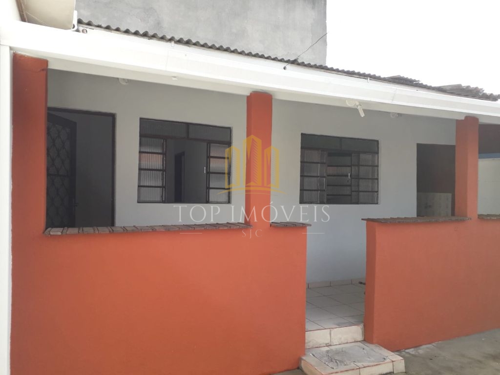 Excelente Casa localizada no Ismenia 2 Casas no mesmo Terreno