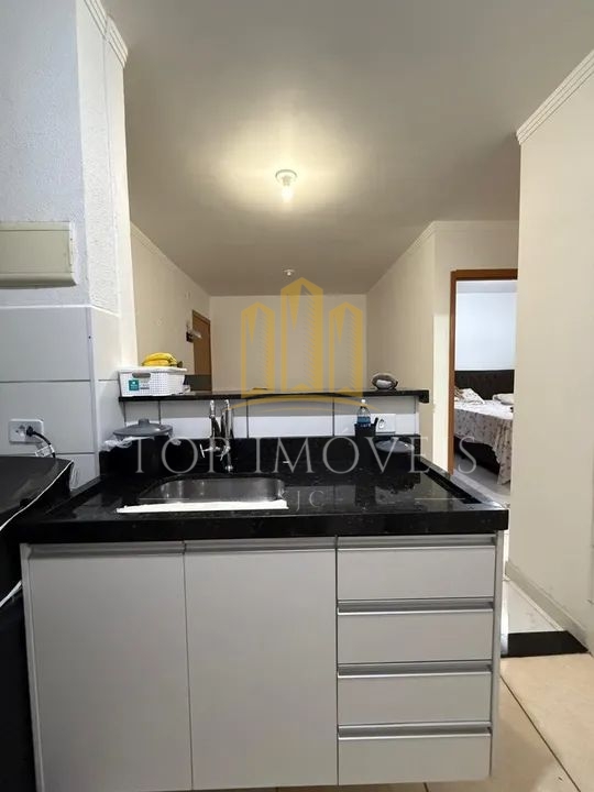 Apartamento todo mobiliado com 2 dormitorios 48 m2 Localizado na Zona Leste