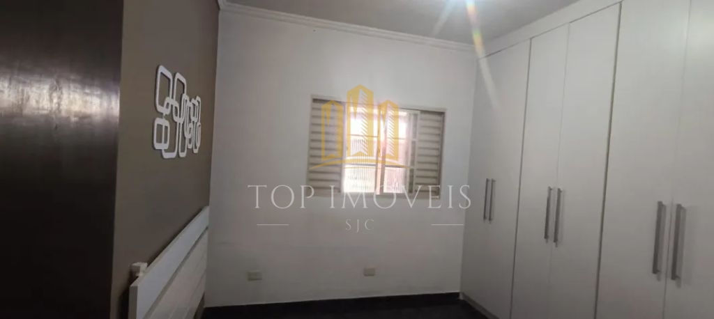 Linda Casa Localizada no Galo Branco 3 dormitorios com Planejados