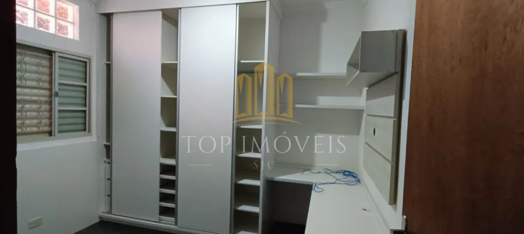 Linda Casa Localizada no Galo Branco 3 dormitorios com Planejados