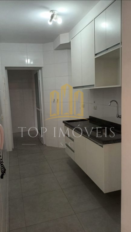 Apartamento, 2 dormitórios com suíte, Jd. Aquárius.
