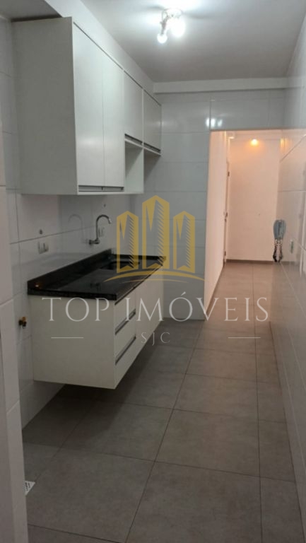 Apartamento, 2 dormitórios com suíte, Jd. Aquárius.