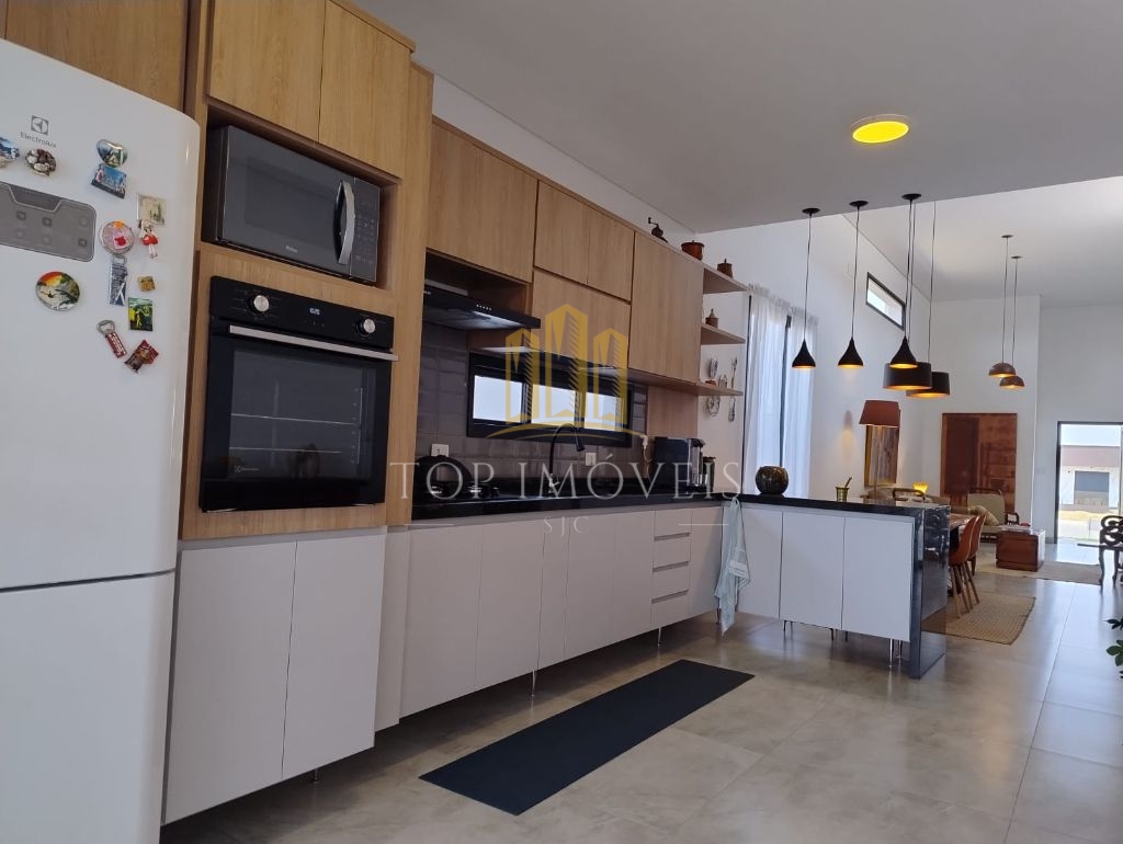 Maravilhosa casa de alto padrão em Caçapava