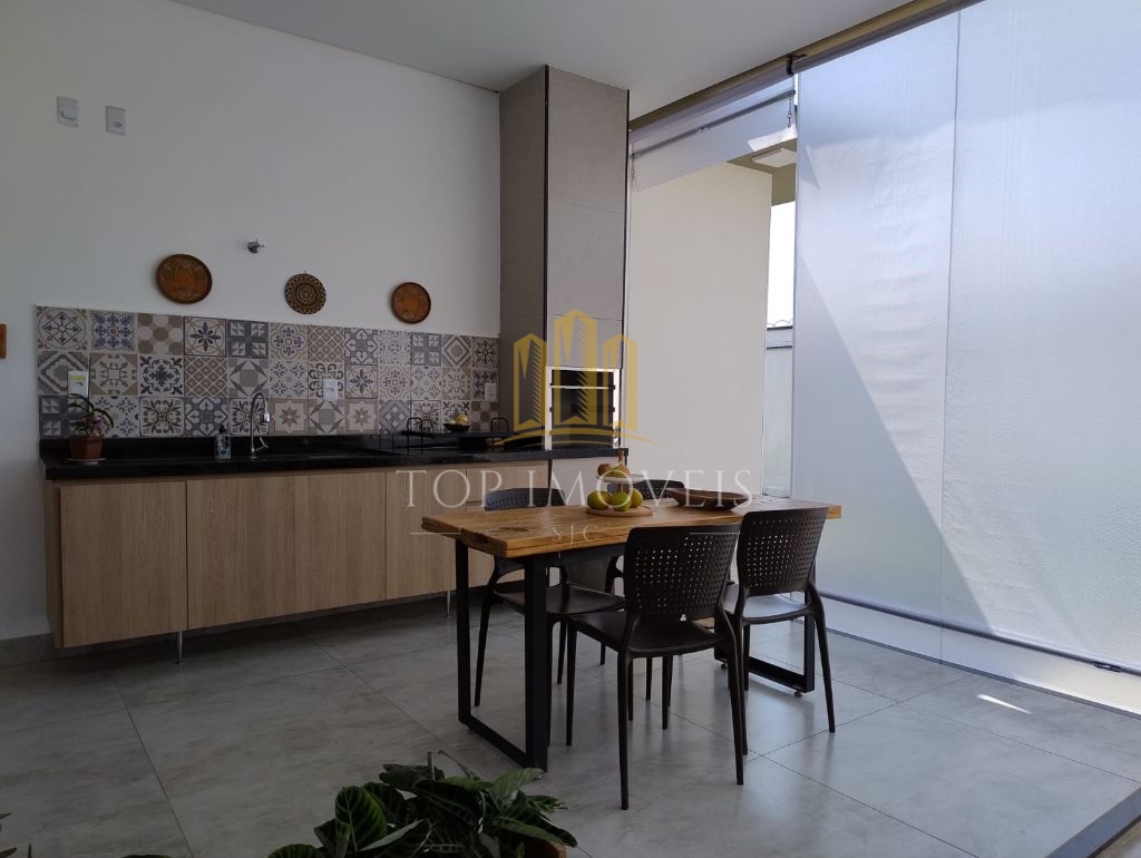 Maravilhosa casa de alto padrão em Caçapava