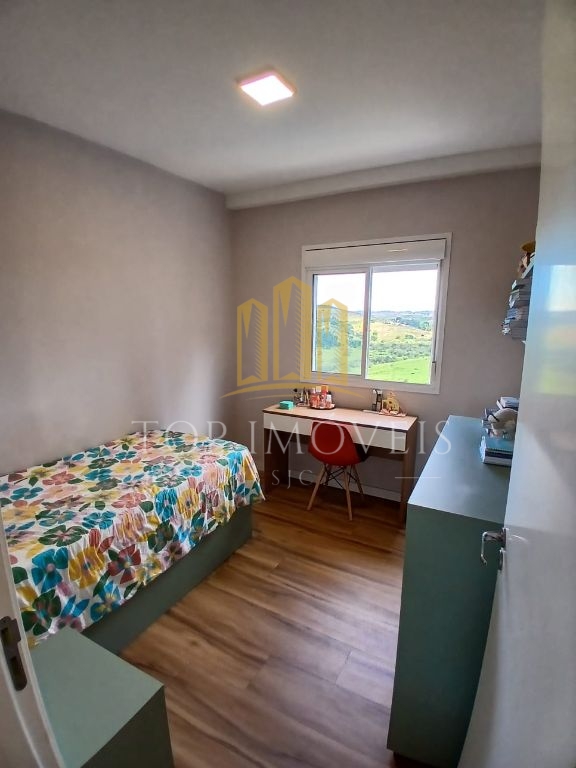 Lindo apartamento no Mirante Flamboyant de 3 dormitórios com suite