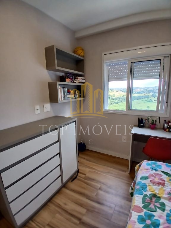 Lindo apartamento no Mirante Flamboyant de 3 dormitórios com suite