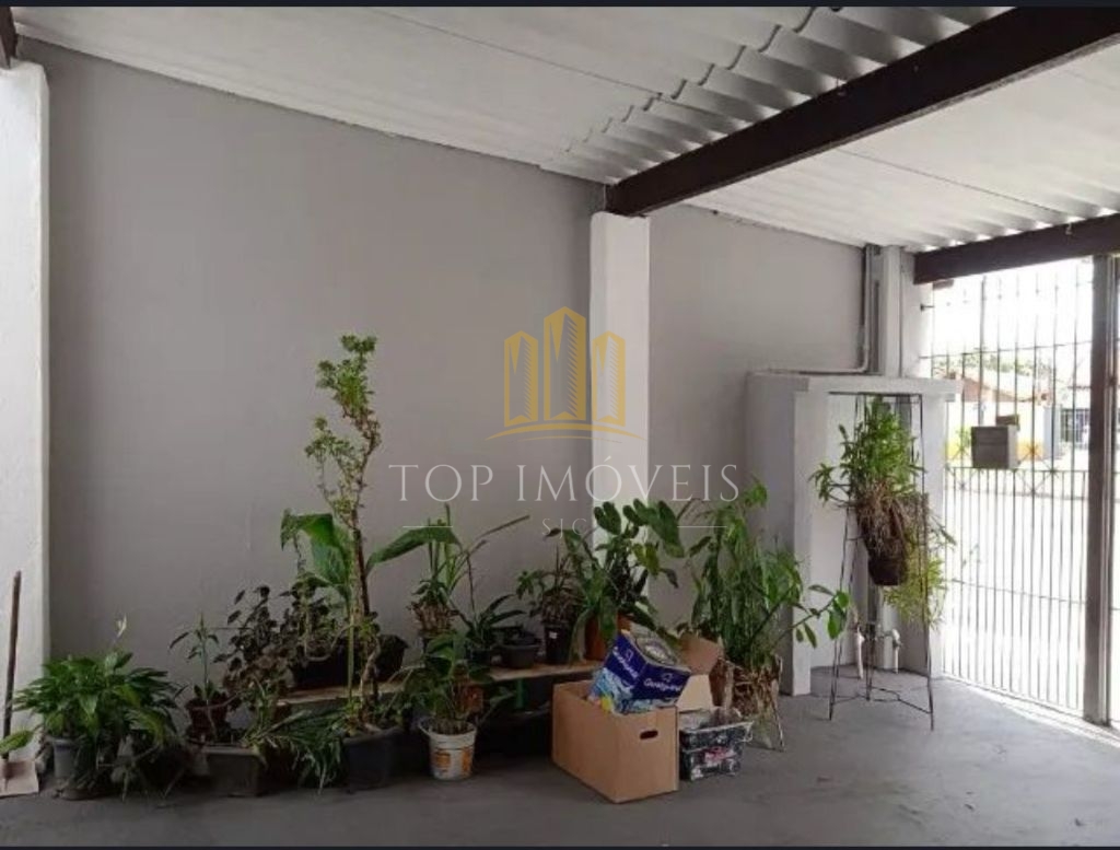 Casa Terrea em excelente localização no Bairro Santa Inês I