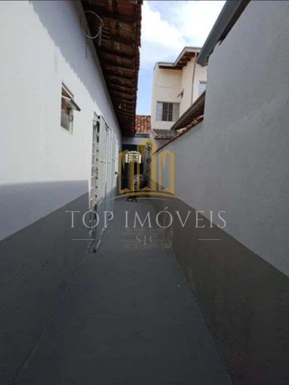 Casa Terrea em excelente localização no Bairro Santa Inês I