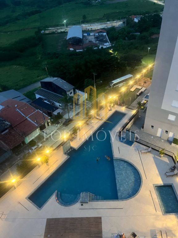 Ótimo apartamento no Flamboyant com 2 dormitórios e suíte