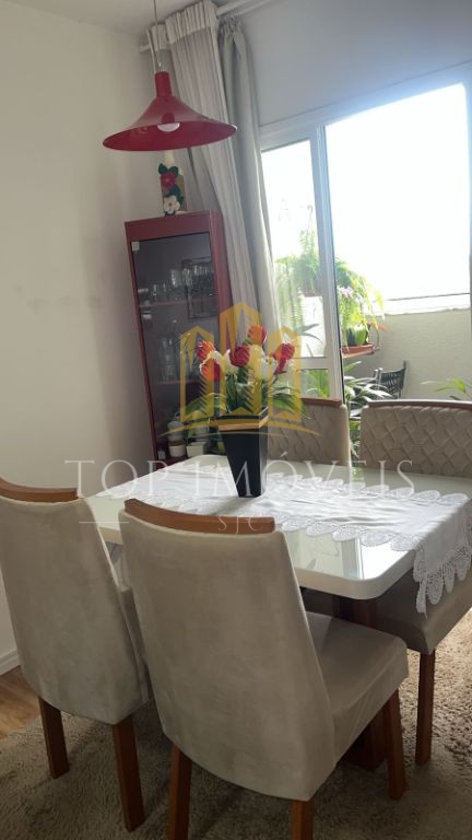 Ótimo apartamento no Flamboyant com 2 dormitórios e suíte