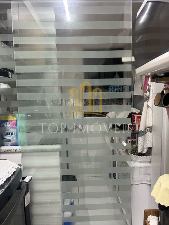 Ótimo apartamento no Flamboyant com 2 dormitórios e suíte