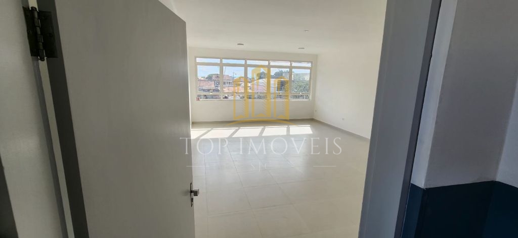 Excelente Oportunidade de Aluguel Comercial na Av. Cidade Jardim - 240m² de Área Útil!