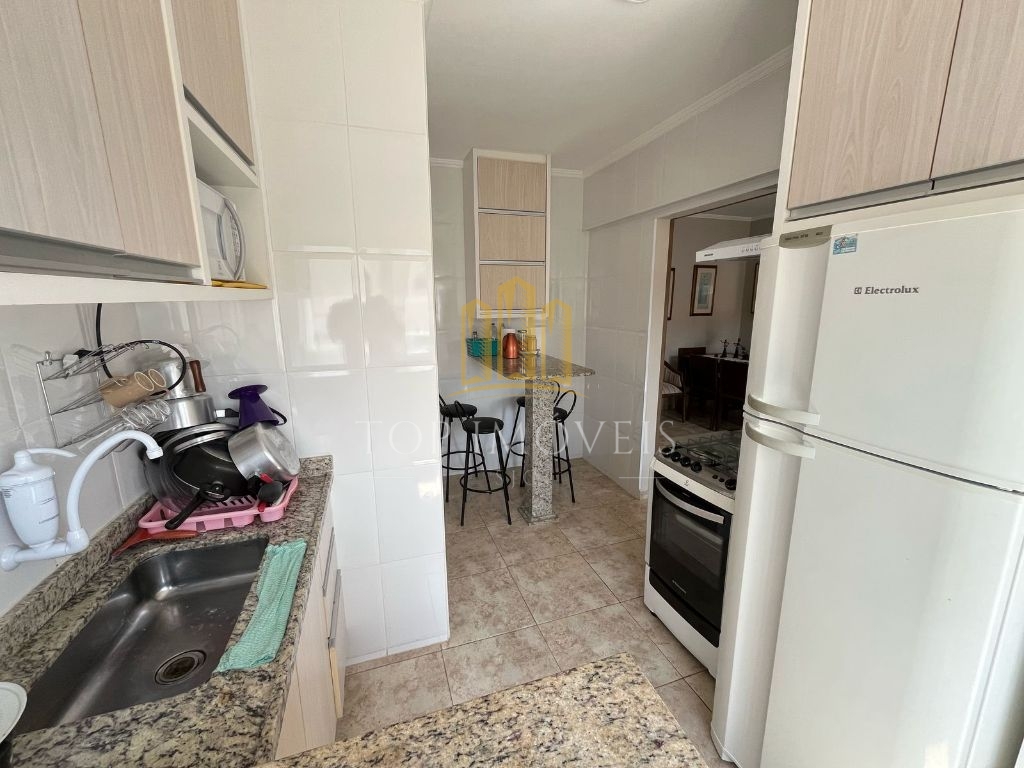 Apartamento Ótima Bem Conservado Próximo a Praia da Maranduba 2 Dormitórios c/ Suíte 77m²