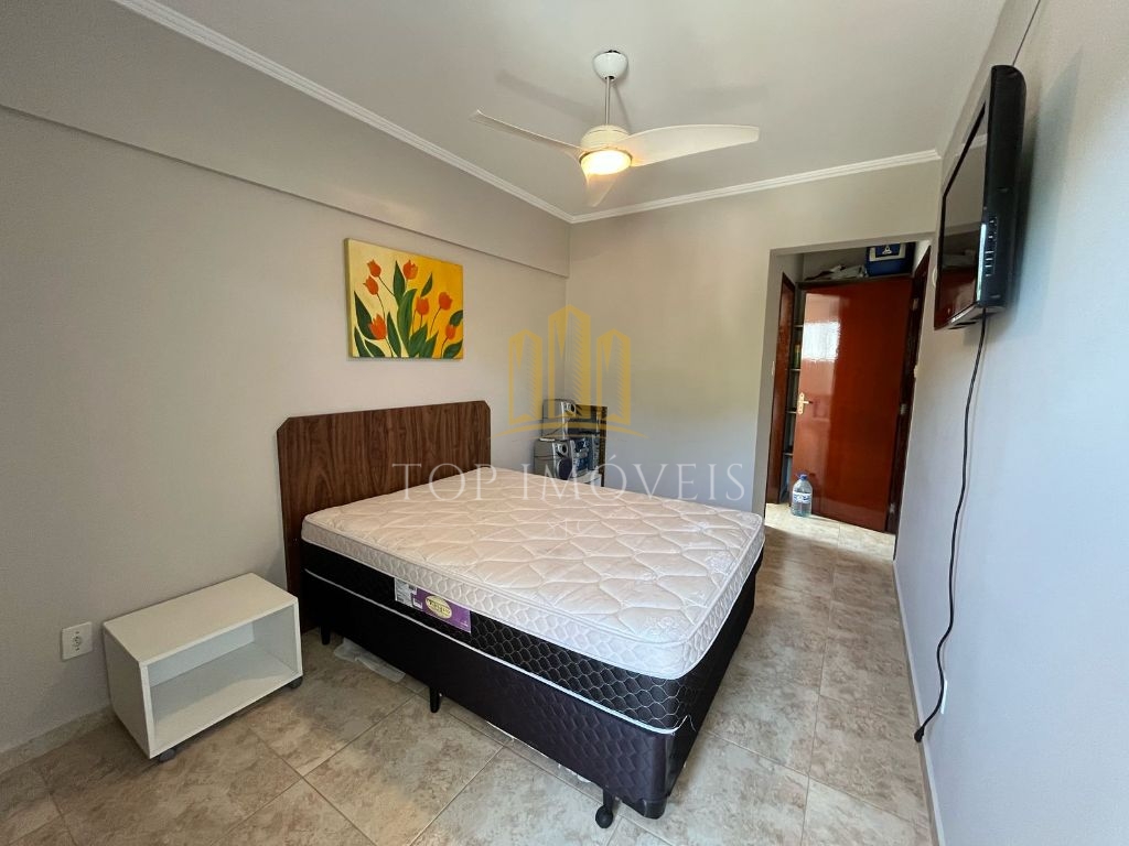 Apartamento Ótima Bem Conservado Próximo a Praia da Maranduba 2 Dormitórios c/ Suíte 77m²