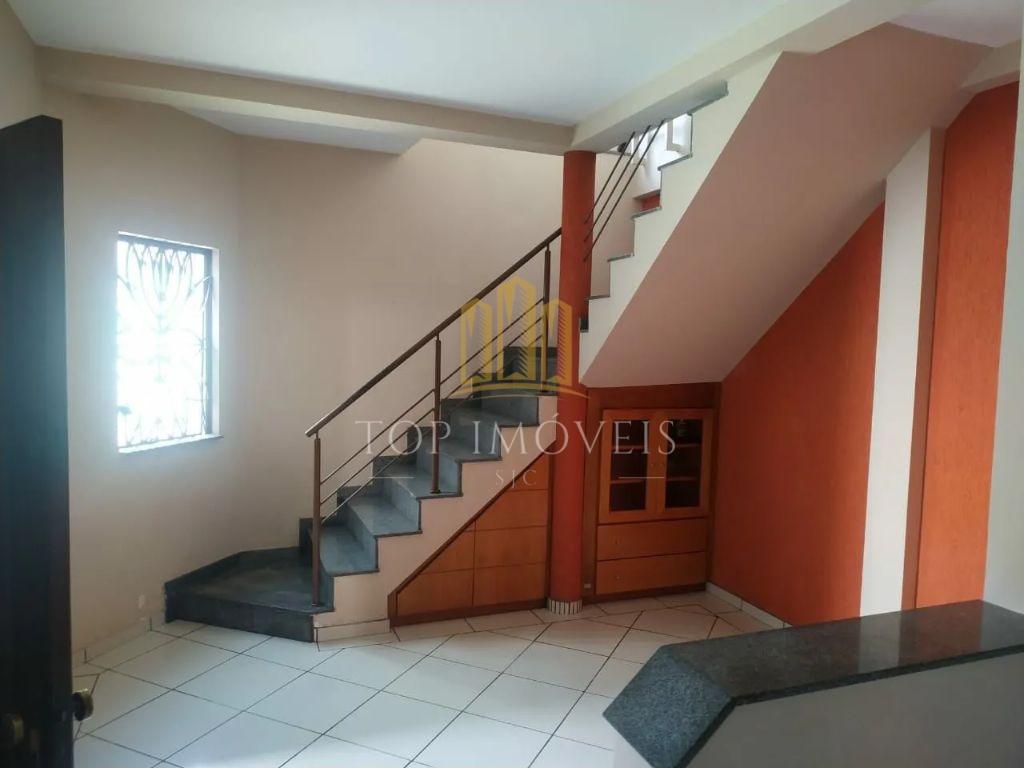 Casa de Esquina com 4 Quartos por Apenas R$ 510 Mil Oportunidade Única!