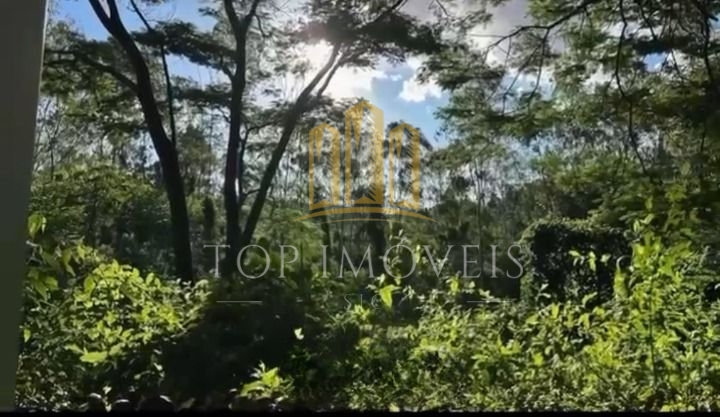 Linda Casa de Alto Padrão em Chacara no Torrão de Ouro