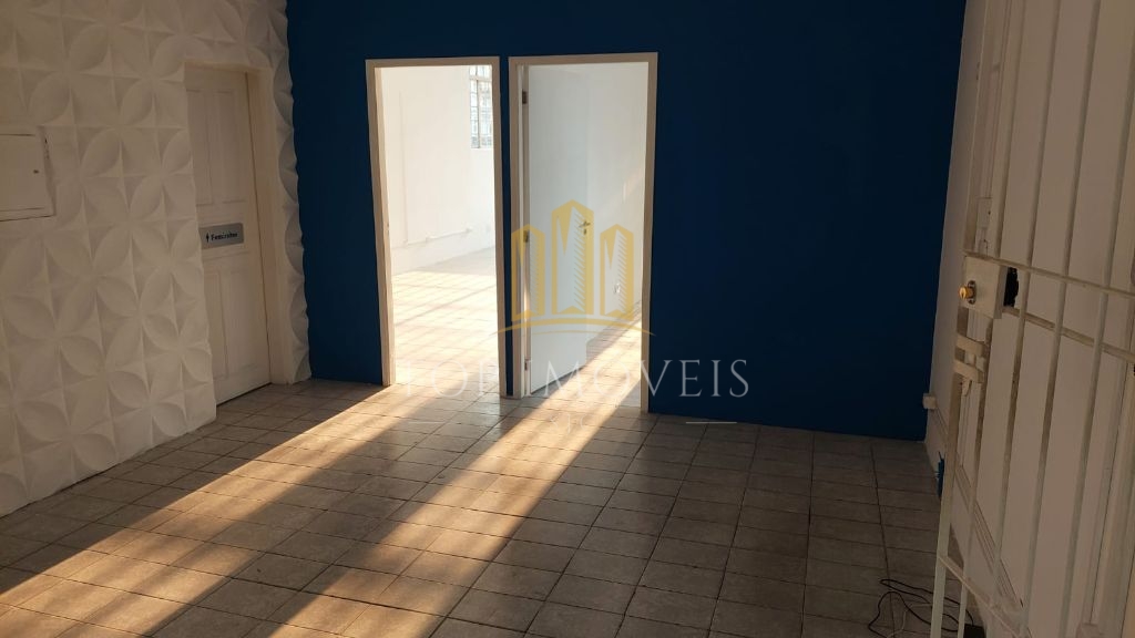 Espaçosa sala comercial no coração da vila adyana oportunidade