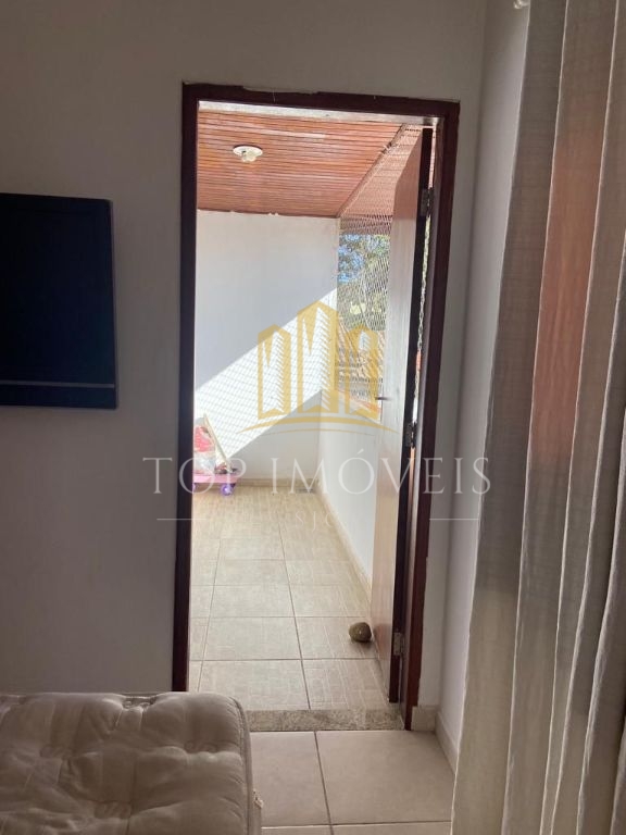 Sobrado de 4 dormitórios e 4 banheiros no Vista Verde 200m²