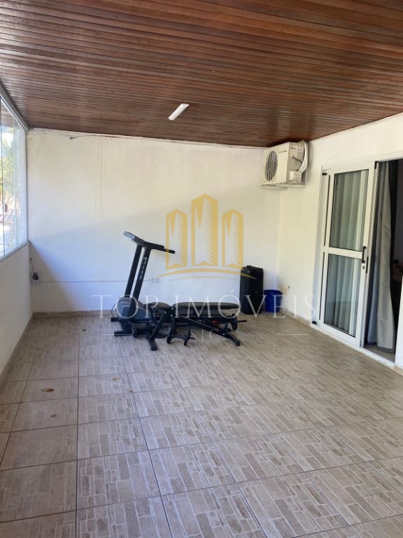 Sobrado de 4 dormitórios e 4 banheiros no Vista Verde 200m²