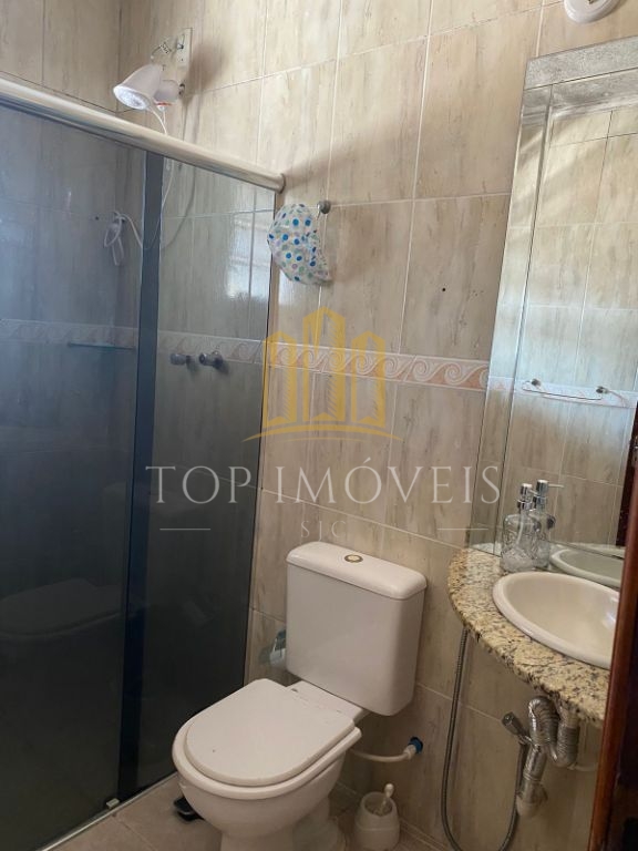 Sobrado de 4 dormitórios e 4 banheiros no Vista Verde 200m²