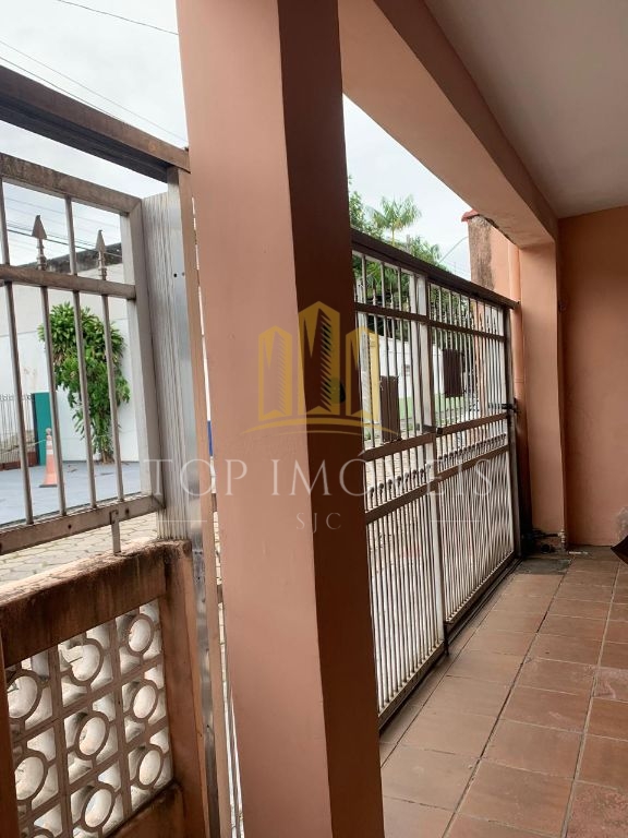 Casa à venda no CENTRO de São Sebastião excelente localização e potencial comercial!