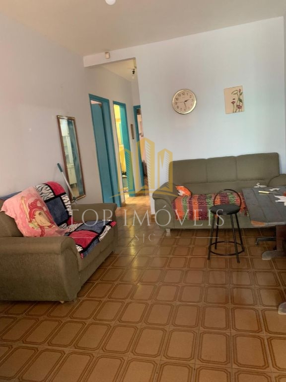 Casa à venda no CENTRO de São Sebastião excelente localização e potencial comercial!