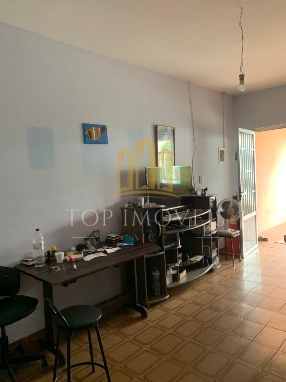 Casa à venda no CENTRO de São Sebastião excelente localização e potencial comercial!