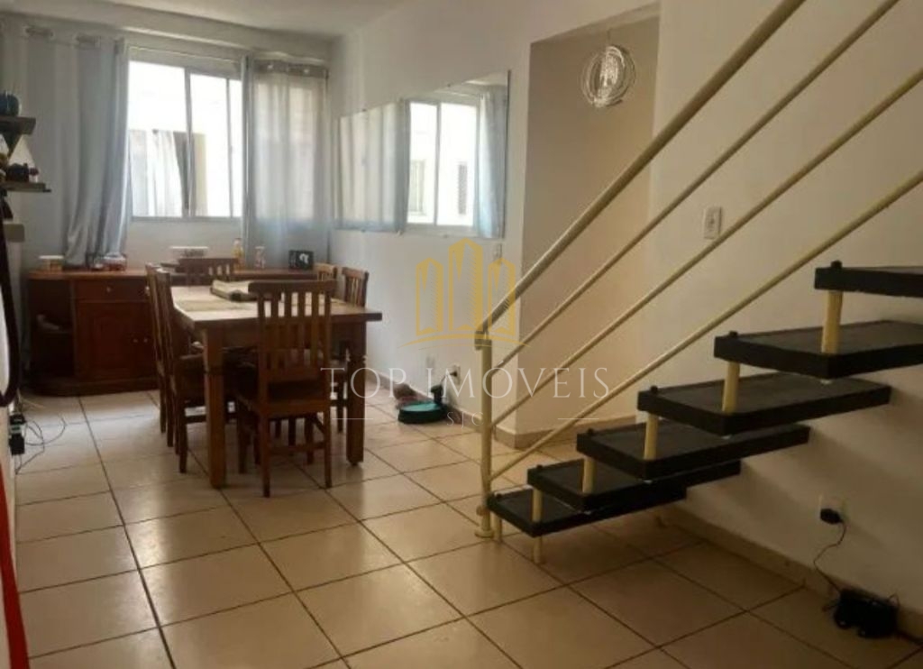 Lindo Apartamento Duplex em Taubaté