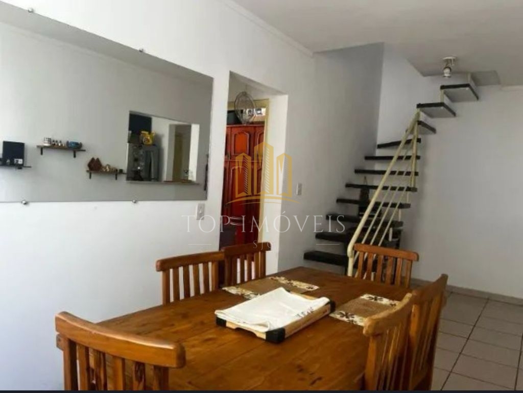 Lindo Apartamento Duplex em Taubaté