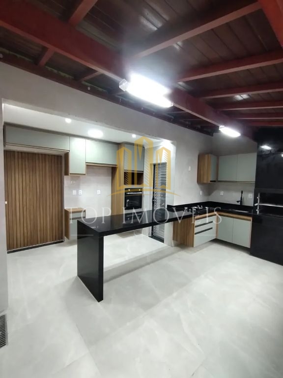 Linda Casa Localizada no Altos do Bosque Area gourmet Hidromassagem Repleta de Planejados