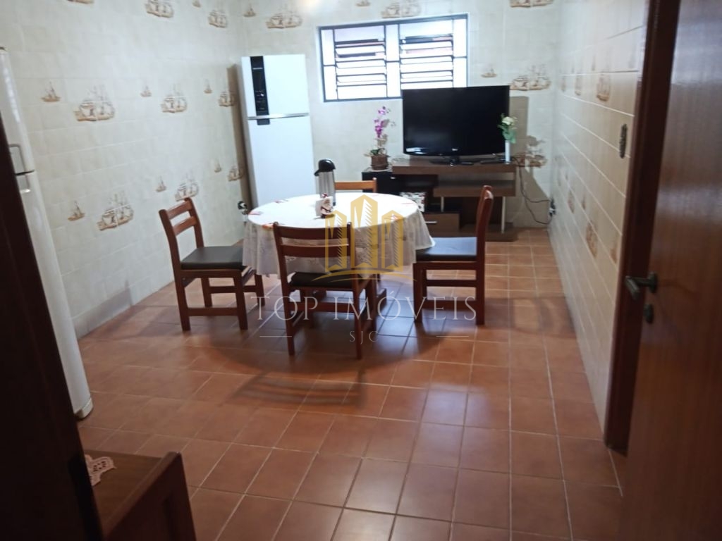 Imóvel Zona Mista Av São João Residencial/Comercial 800m de Terreno 377 de Construção