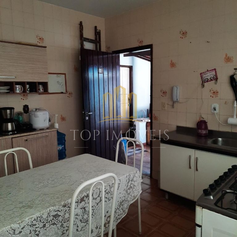 Linda Casa Térrea à Venda no Jardim Estoril São José dos Campos/SP