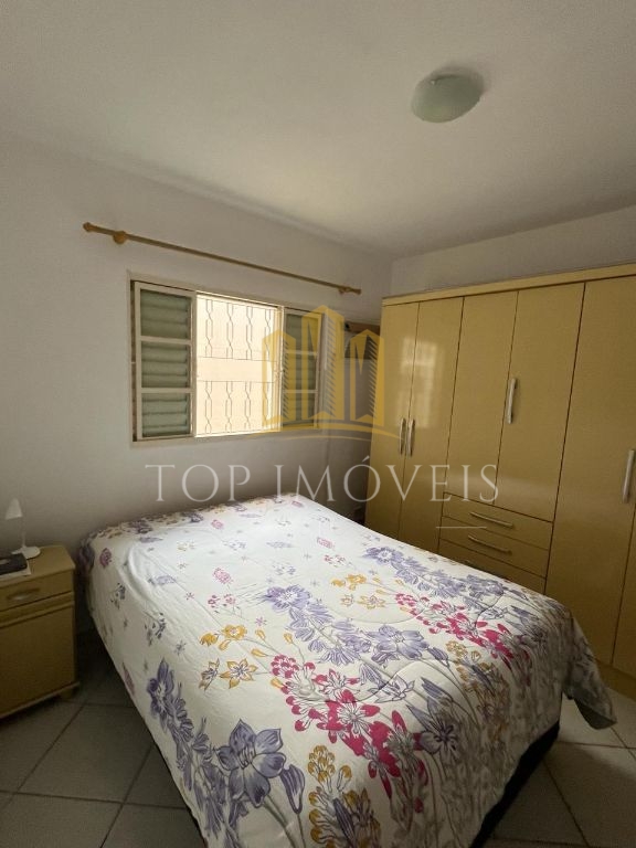 Linda Casa Assobradada no Bosque dos Eucaliptos Conforto e Praticidade em Excelente Localização!