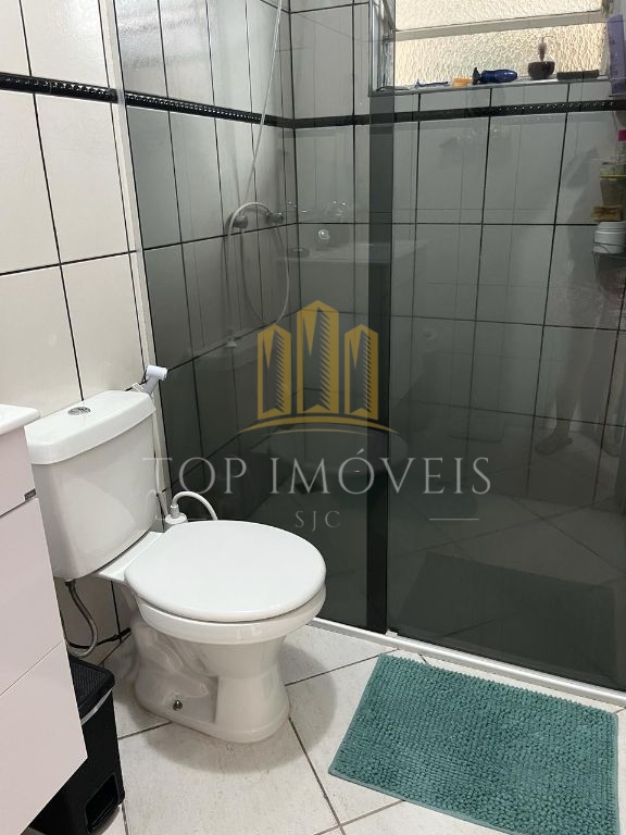 Linda Casa Assobradada no Bosque dos Eucaliptos Conforto e Praticidade em Excelente Localização!