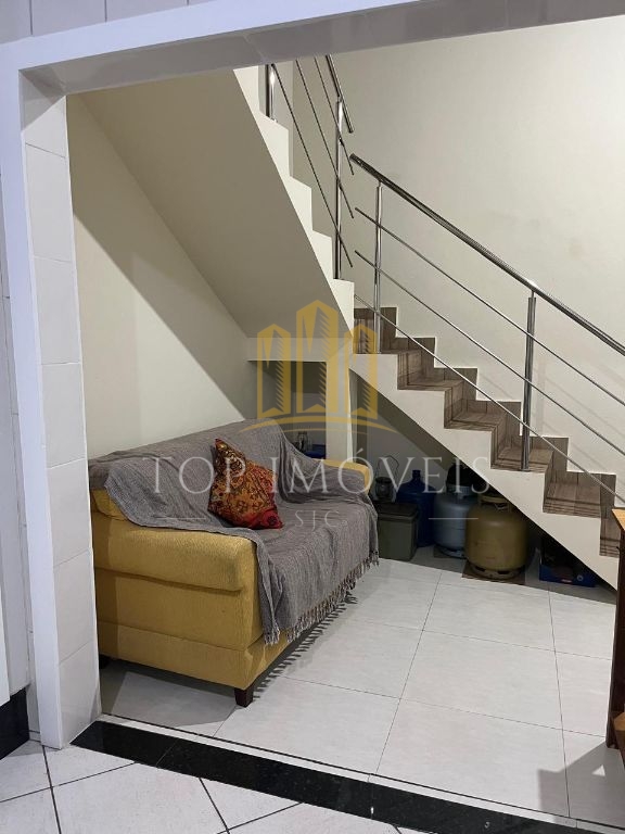Linda Casa Assobradada no Bosque dos Eucaliptos Conforto e Praticidade em Excelente Localização!