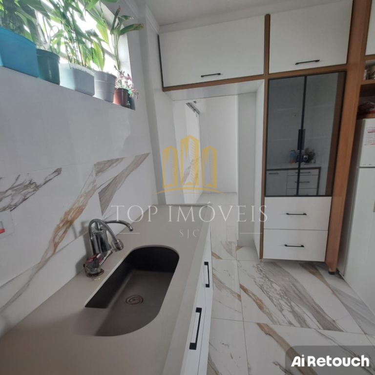 Oportunidade lindo e espaçoso apartamento três dormitórios todo reformado no centro