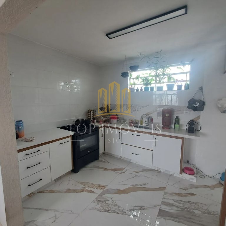 Oportunidade lindo e espaçoso apartamento três dormitórios todo reformado no centro