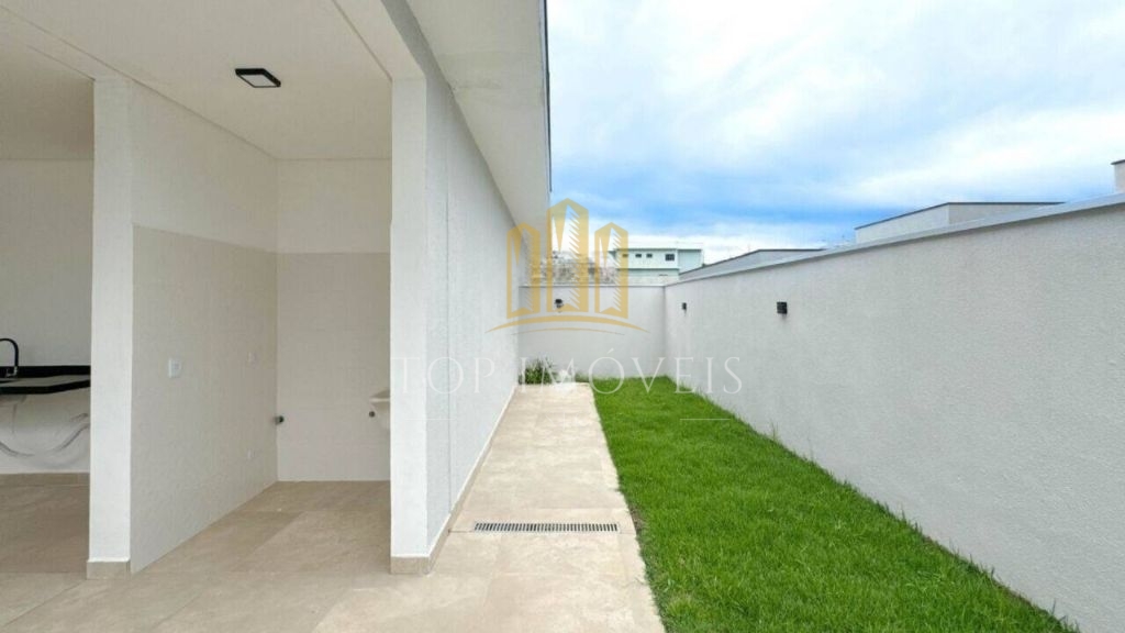 Excelente Casa Térrea No Malibu 3 Dormitórios 1 Suíte Condomínio Clube de Alto Padrão