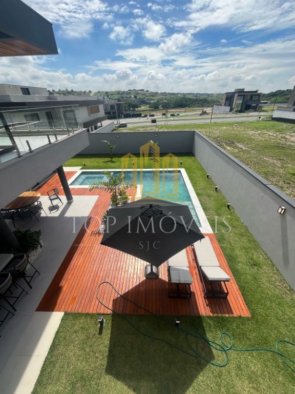 Mansão impecável no Jardins das Nações - Urbanova