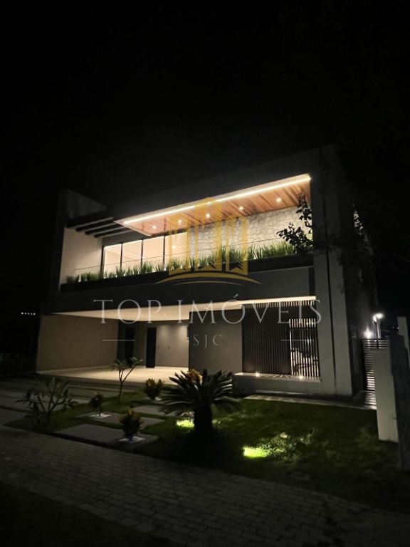 Mansão impecável no Jardins das Nações - Urbanova