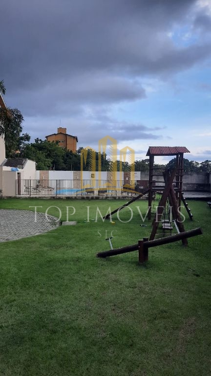 Maravilhoso sobrado triplex com 4 dormitórios no condominio Vistta