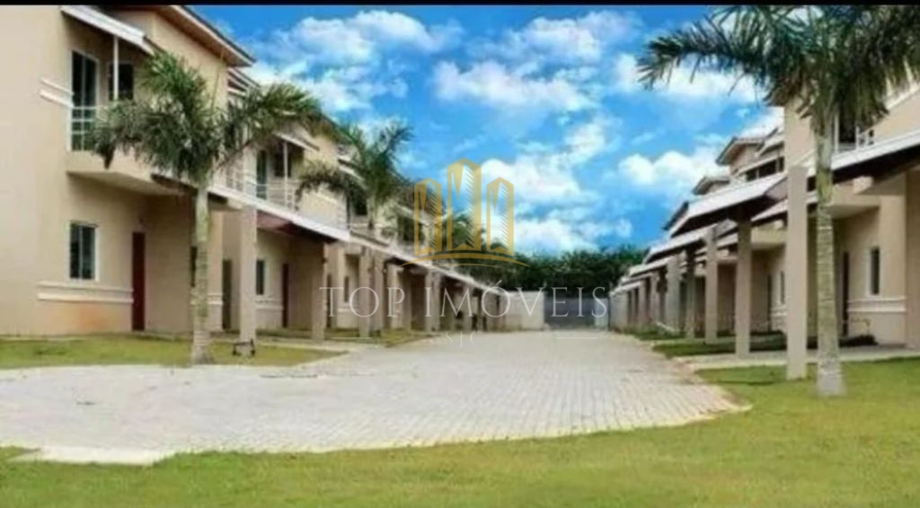 Maravilhoso sobrado triplex com 4 dormitórios no condominio Vistta