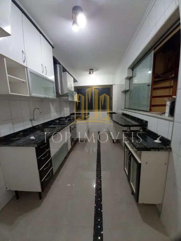 Linda Cobertura Localizada no Satelite Closet Hidromassagem 2 garagens cobertas Lazer Completo