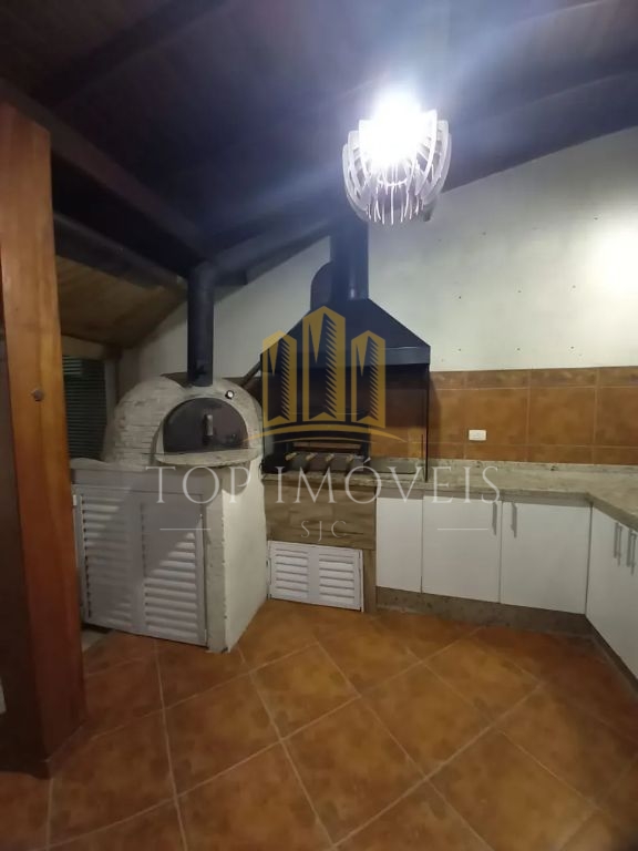 Linda Cobertura Localizada no Satelite Closet Hidromassagem 2 garagens cobertas Lazer Completo