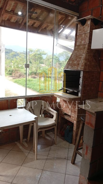 Belissimo Apartamento Praia Maranduba 2 Dormitórios 2 Banheiros 60m²