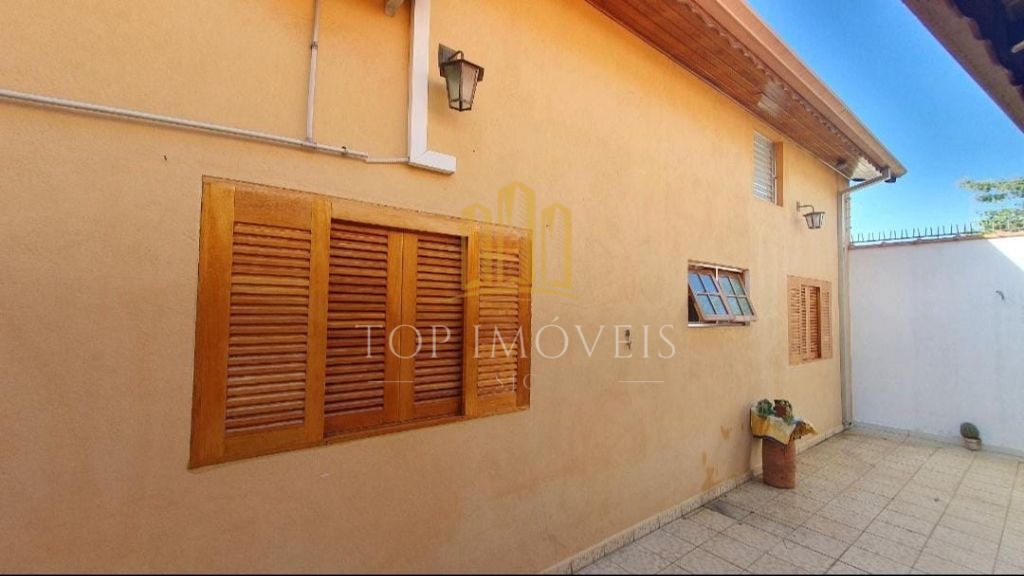 Excelente Casa Térrea à Venda em Caçapava/SP 3 Dormitórios 260m² Terreno R$ 640.000
