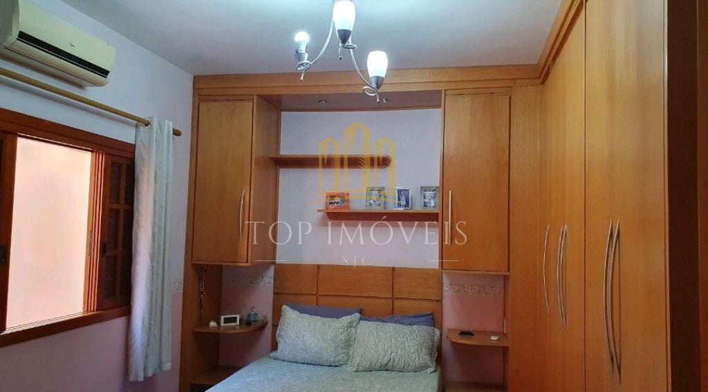 Excelente Casa Térrea à Venda em Caçapava/SP 3 Dormitórios 260m² Terreno R$ 640.000