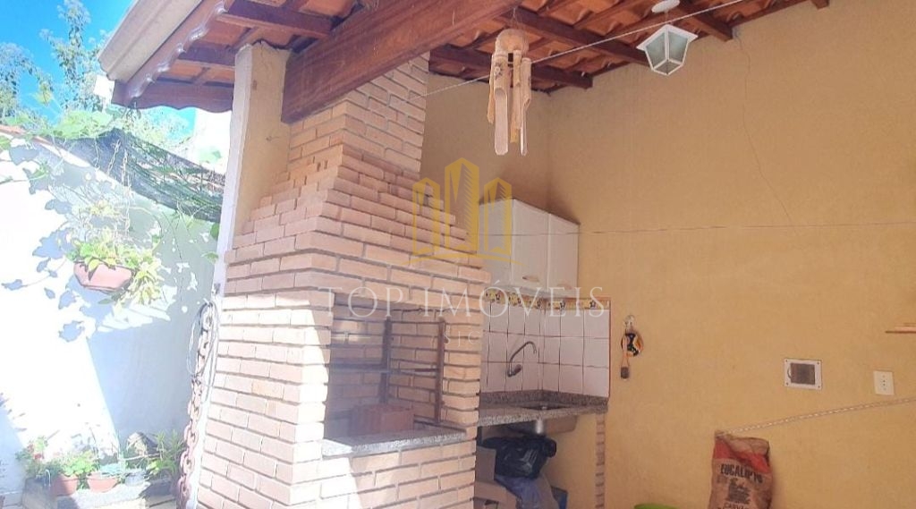 Excelente Casa Térrea à Venda em Caçapava/SP 3 Dormitórios 260m² Terreno R$ 640.000