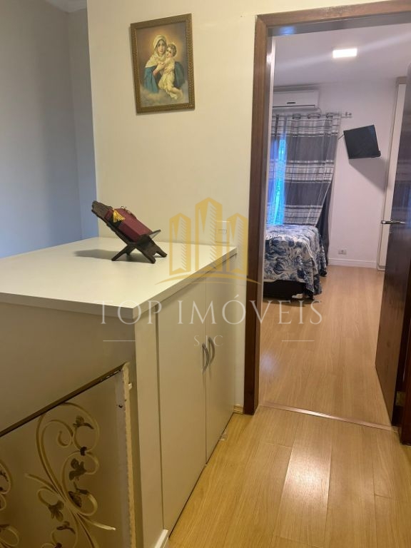 Linda casa dois dormitórios suíte espaço gourmet em condominio fechado